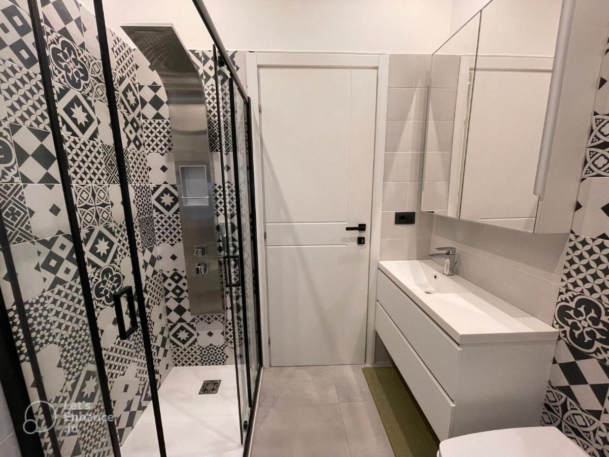 R39 Modern Apartment With Private Parking Milano Exterior foto