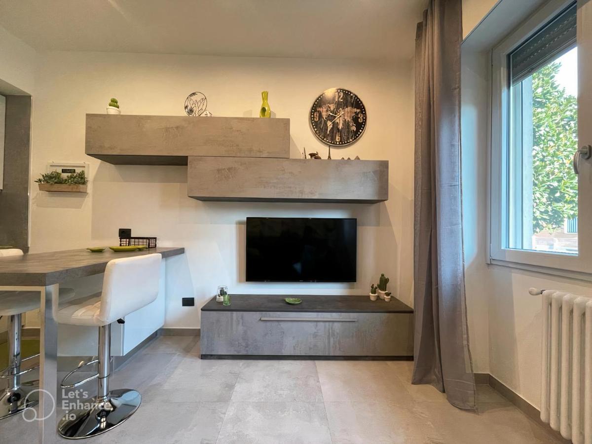 R39 Modern Apartment With Private Parking Milano Exterior foto